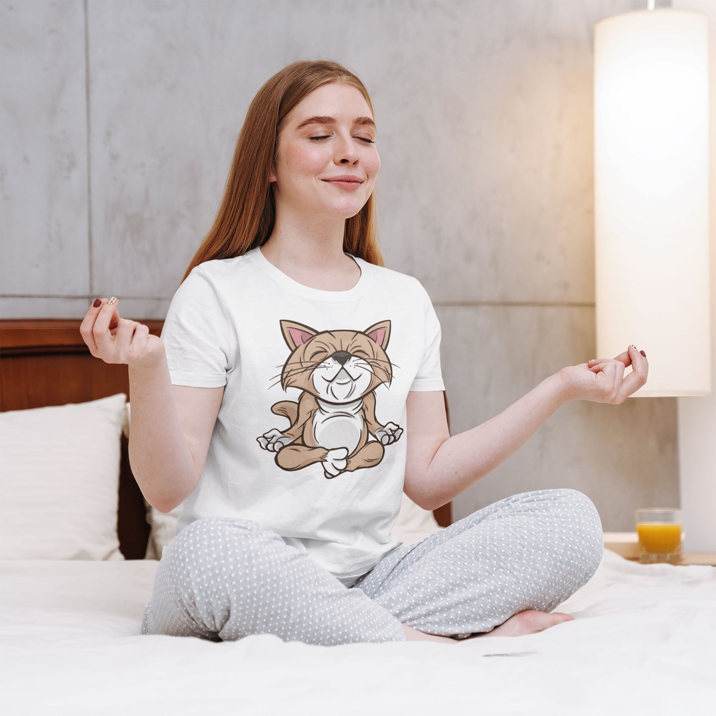 Tee-Shirt Femme Chat en Méditation