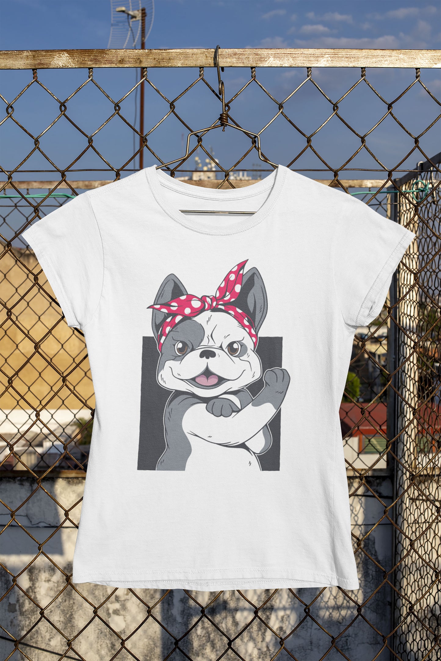 Tee-Shirt Femme " Bulldog Bras D'Honneur "